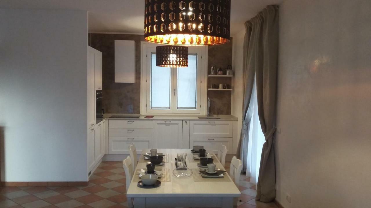 Residenza Leon Panzió Castelnuovo del Garda Kültér fotó