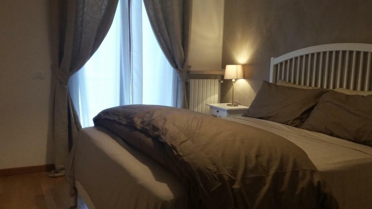 Residenza Leon Panzió Castelnuovo del Garda Kültér fotó